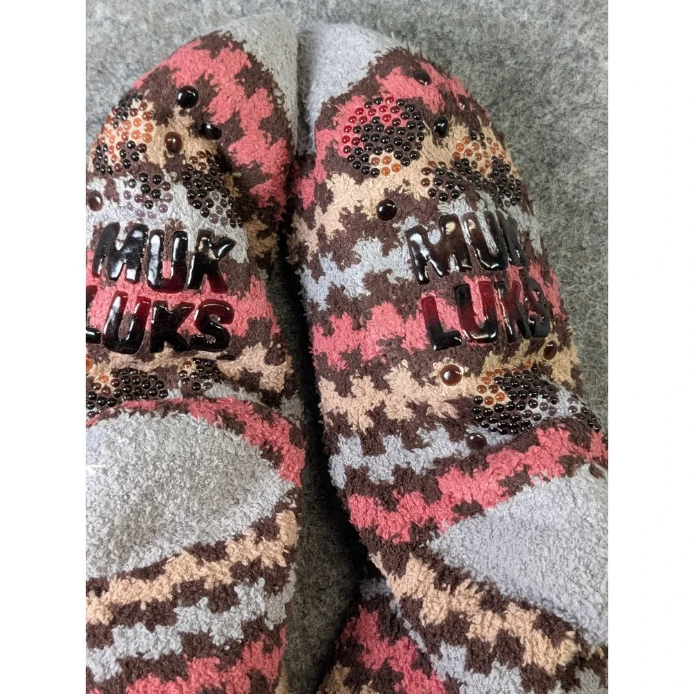 Muk Luks Aloe Infused Slipper Socks Pink Brown Houndstooth Faux Fur Lining S/M